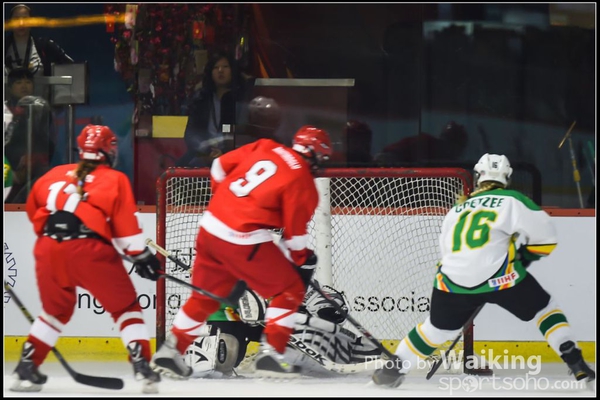150221 Ice Hockey - 0151
