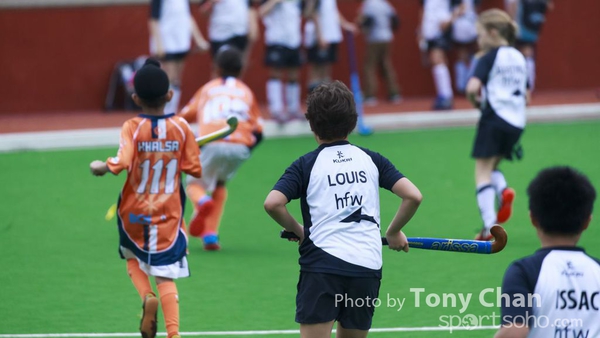 Y-HockeyA079