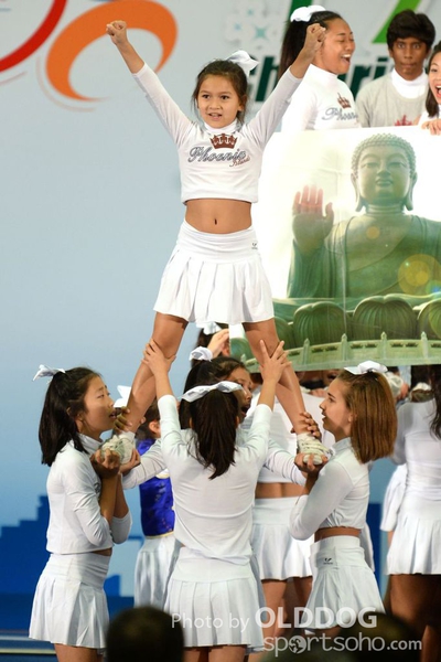 Cheering Team (82)