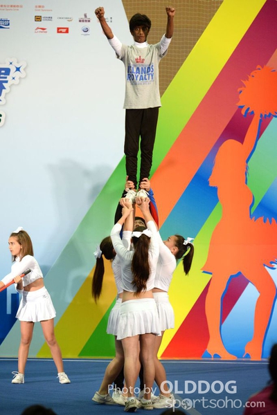 Cheering Team (86)