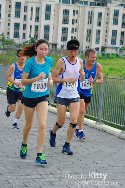 SG201044