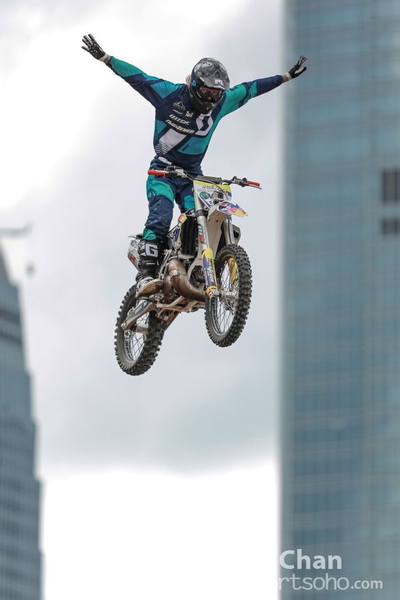 Gilles DeJong_051
