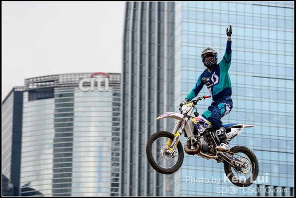 150404Xfighters1006