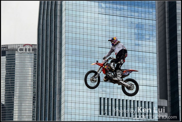 150404Xfighters1023