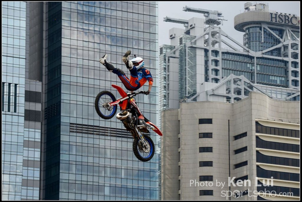 150404Xfighters1028