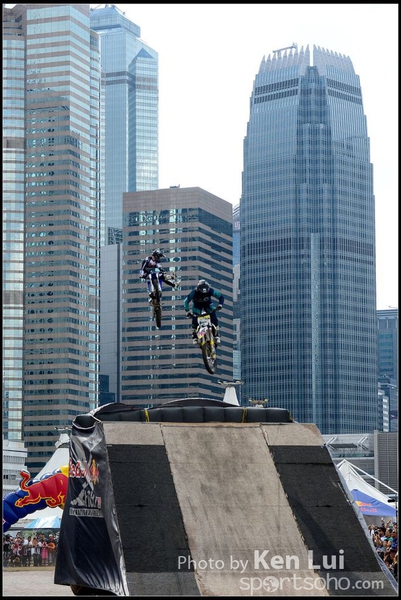 150404Xfighters1104