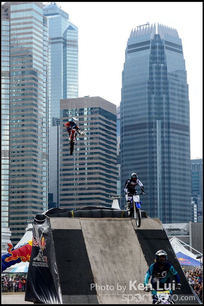 150404Xfighters1105
