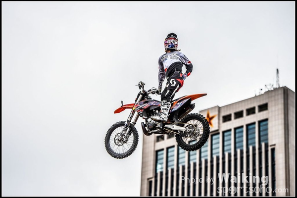 2015-04-04 Red Bull X-Fighters - 0012
