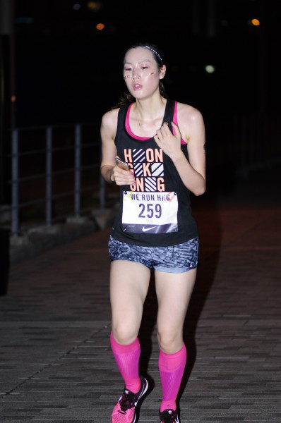 nike10k050