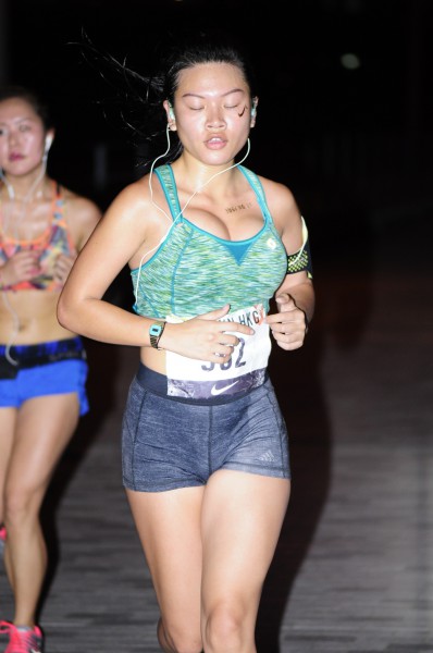 nike10k082