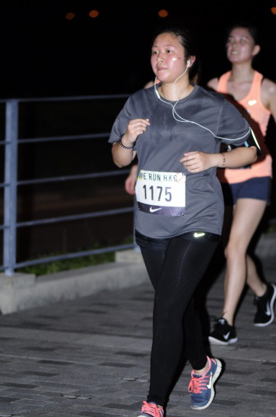 nike10k449