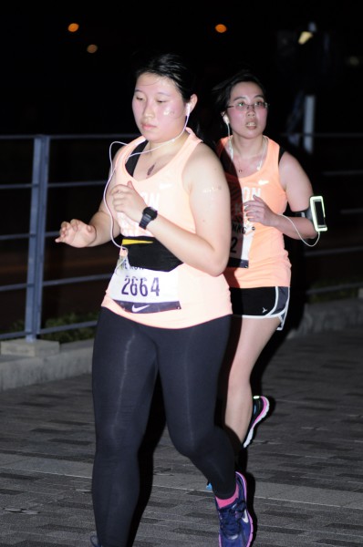 nike10k497