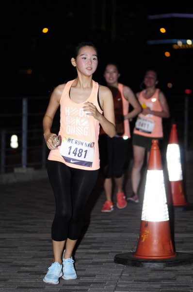 nike10k564
