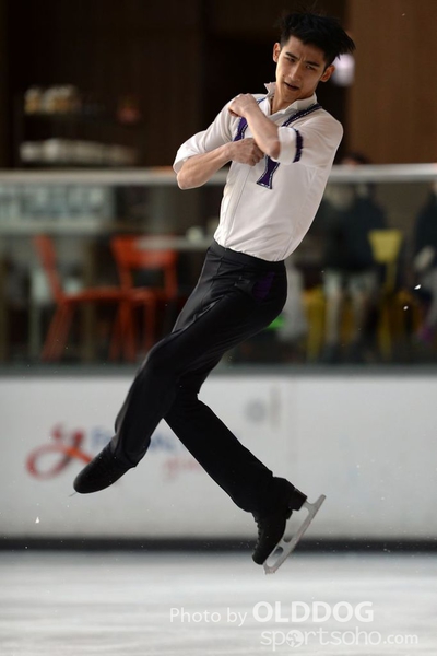 Skating (194)