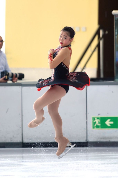 Skating (129)