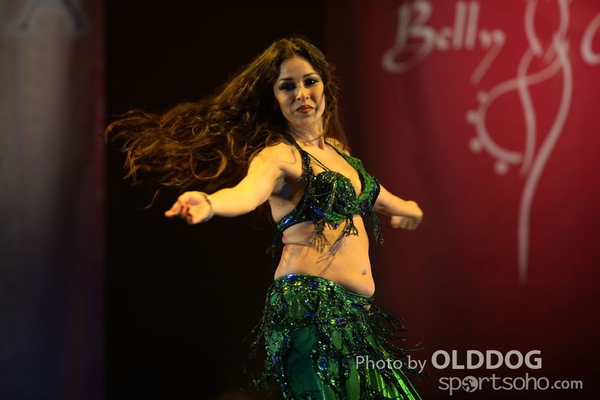 Belly Dance (299)