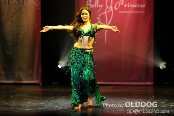 Belly Dance (330)