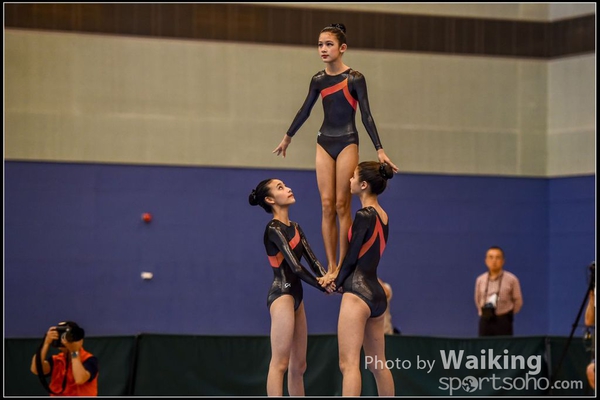 2015-05-03 Acrobatics - 0035