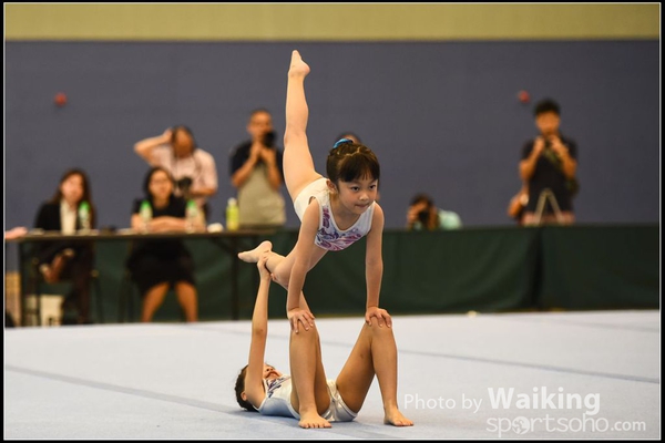 2015-05-03 Acrobatics - 0115