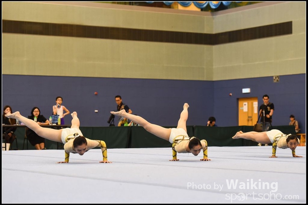 2015-05-03 Acrobatics - 0158