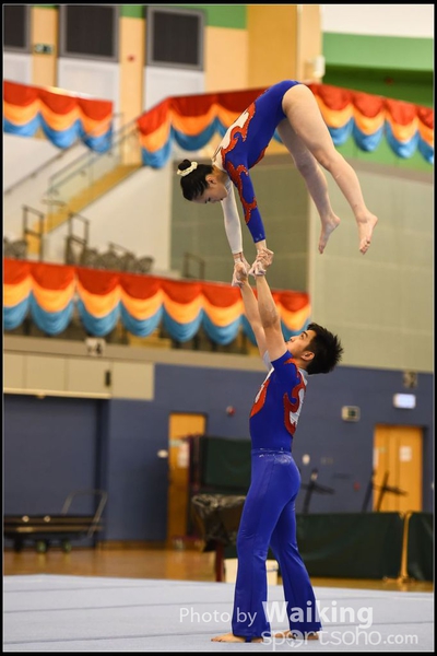 2015-05-03 Acrobatics - 0172