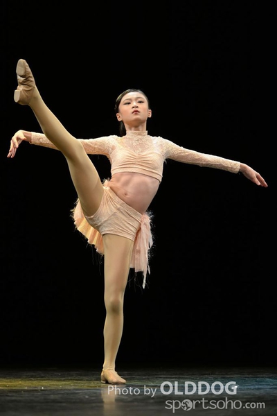 Solo Dance (209)