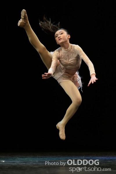 Solo Dance (213)