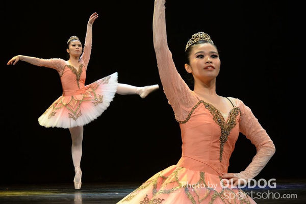Solo Dance (323)