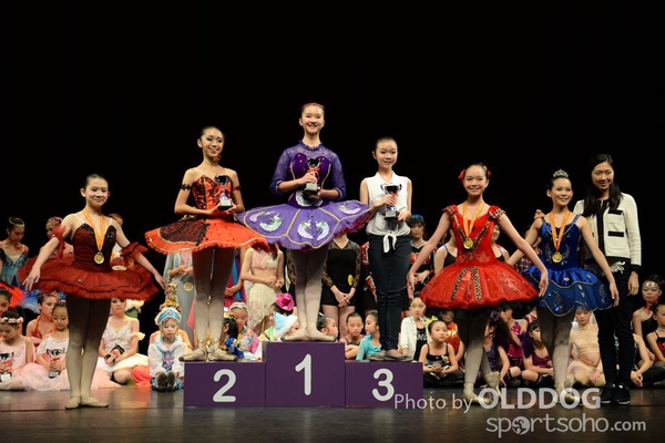 Solo Dance (352)