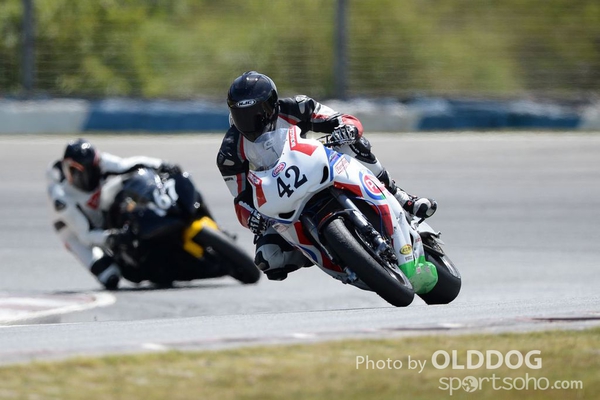 Racing Day1 (90)