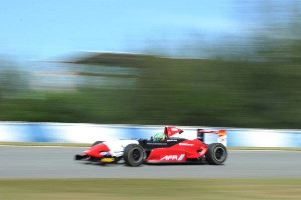 Racing Day1 (184)
