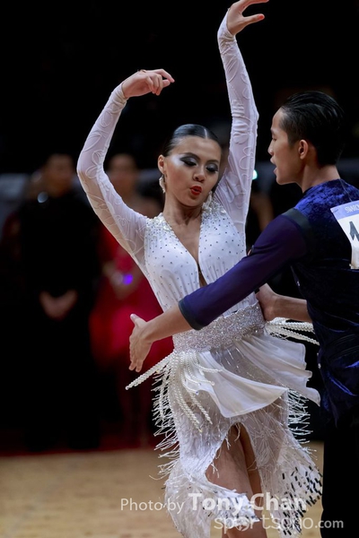 WDSF2-142