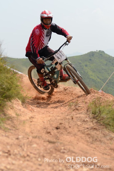 Downhill (38)