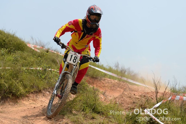 Downhill (40)