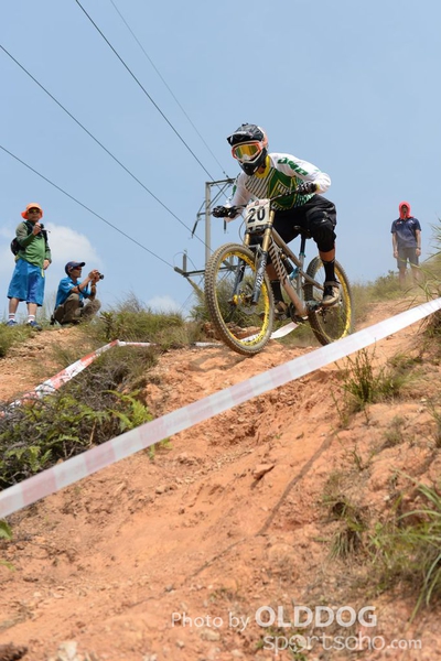 Downhill (42)