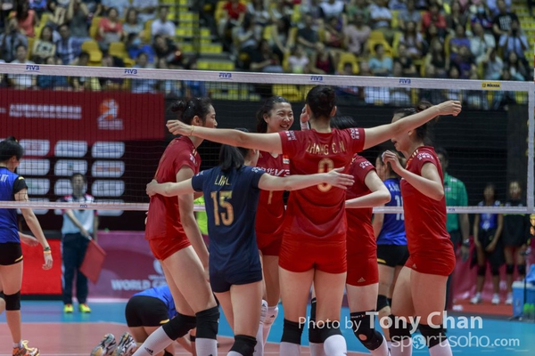 FIVB_Day 1 CHIvsTHI_052
