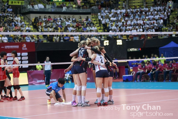 FIVB_Day 1 USvsJAP_247