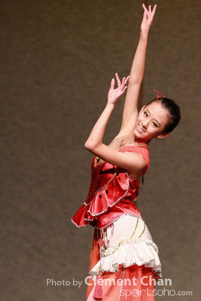 Moledies Dance_236_1