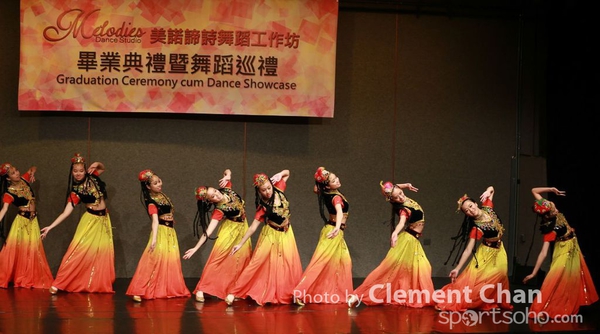 Moledies Dance_303_1