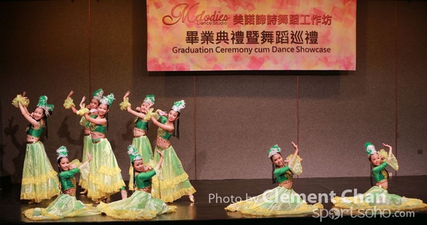 Moledies Dance_323_1