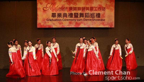 Moledies Dance_412_1