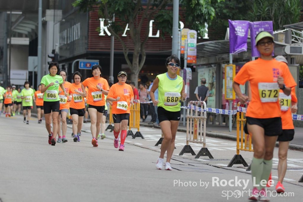 150913 MTR Walking (80)