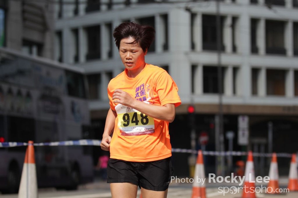150913 MTR Walking (130)