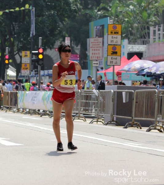 150913 MTR Walking (540)