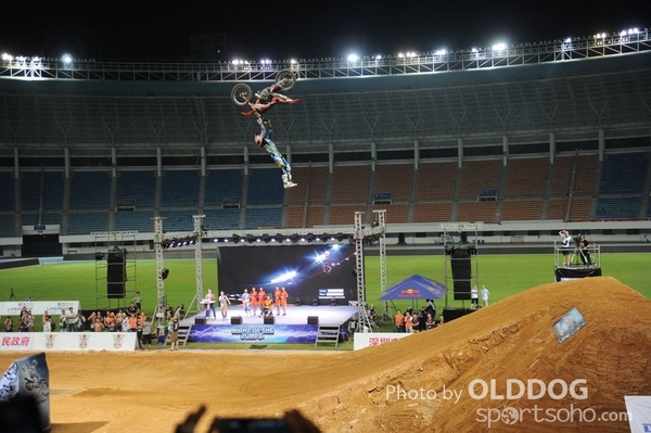 Night Jump Day2 (47)
