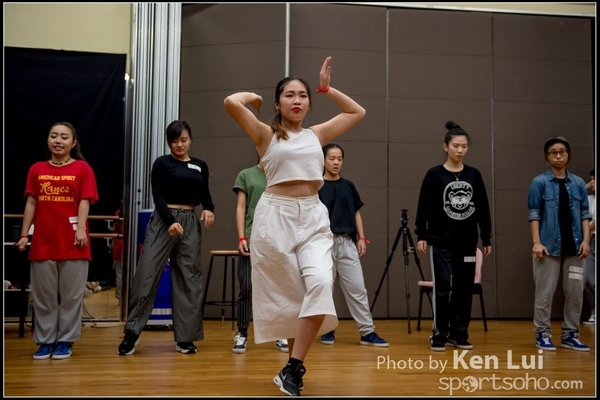 20151024 dance1050