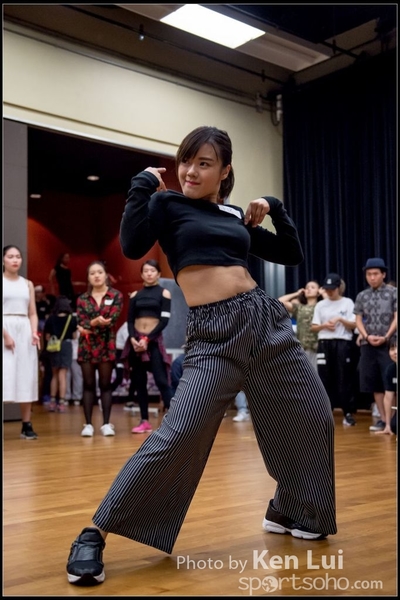 20151024 dance1072
