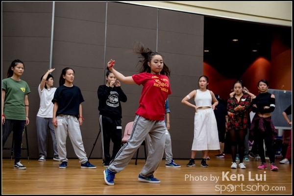 20151024 dance1085