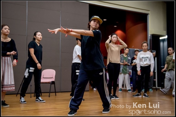 20151024 dance1098