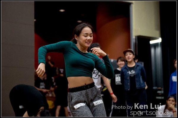 20151024 dance1158
